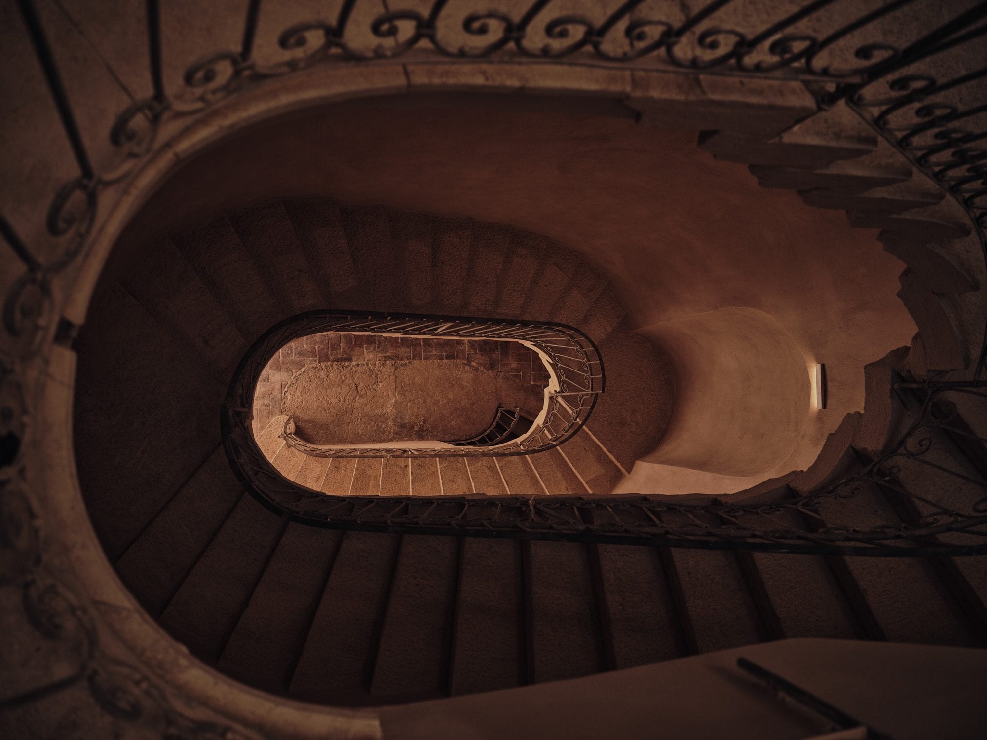 Lo scalone, visto dall'alto